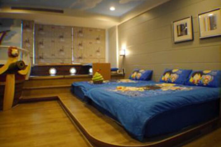 Room 37 of 57