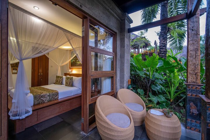 Terrace/Patio 157 of 163