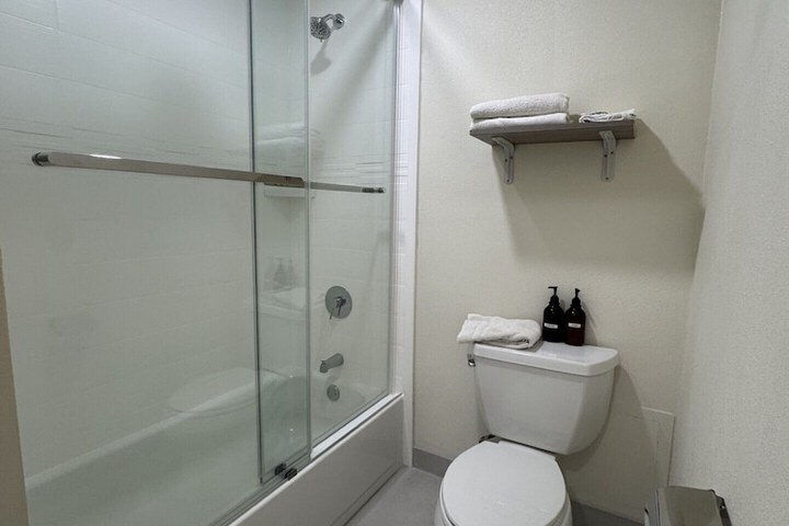 Clean Restrooms