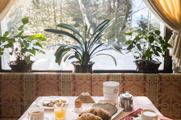 Breakfast/Coffee Service 50 of 63