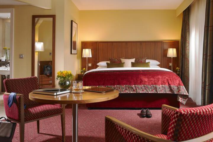 Fels Point Hotel
