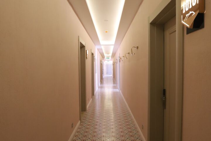 Hotel 69 of 76