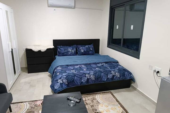 Room 6 of 39