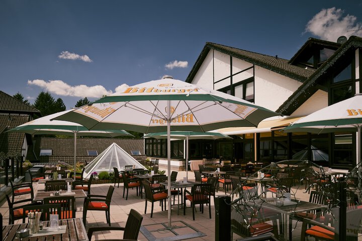 Sundeck 81 of 92