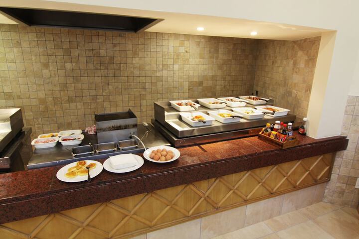 Dining 79 of 120