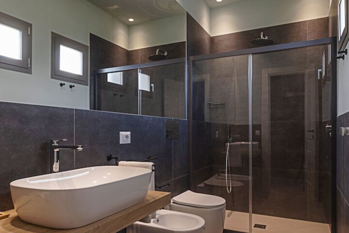 Room 16 of 23