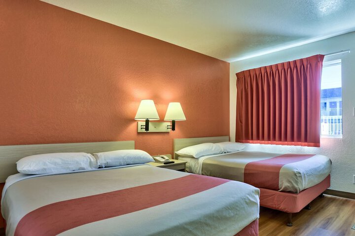 Room 14 of 45