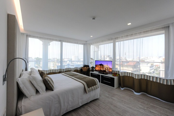Room 21 of 71