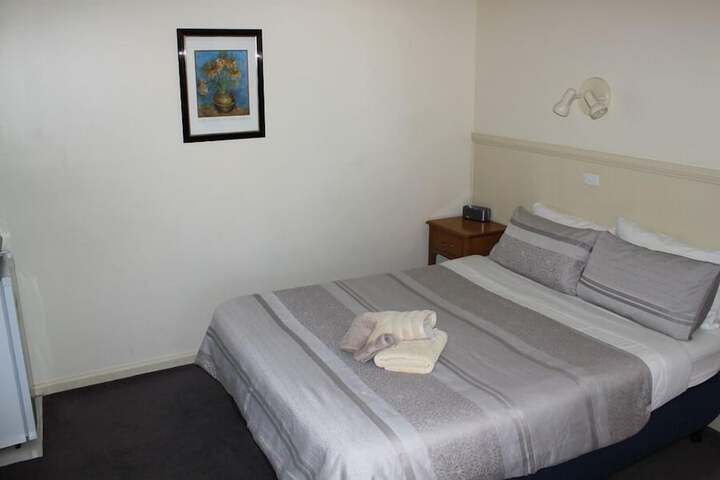 Room 45 of 123