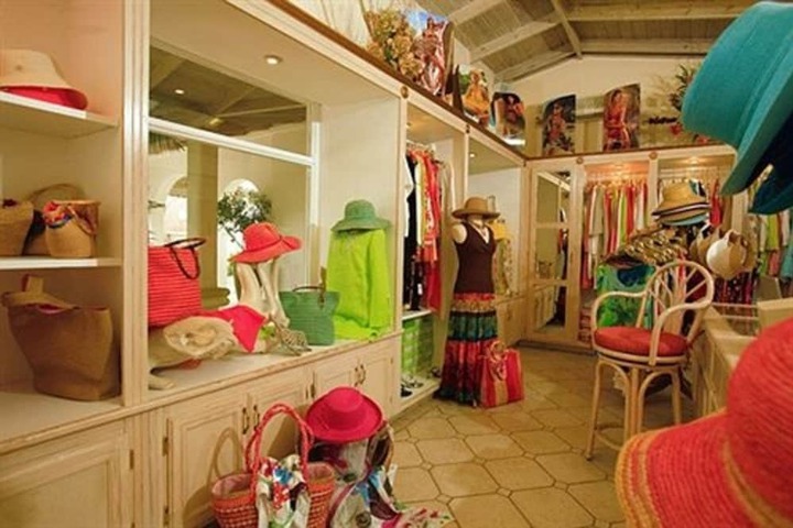Gift Shop 47 of 84