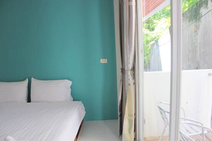 Room 15 of 112