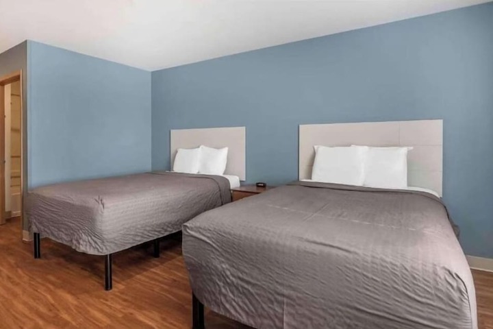 Room 10 of 15