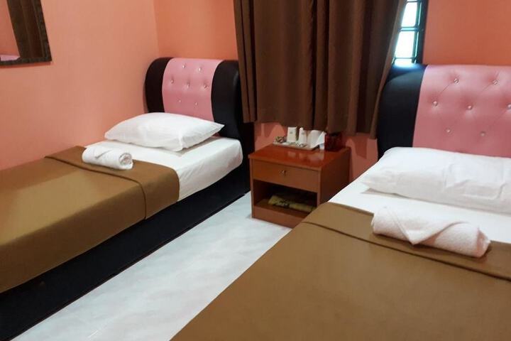 Room 21 of 26