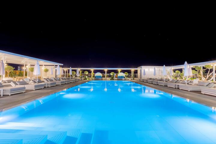 Pool 58 of 165