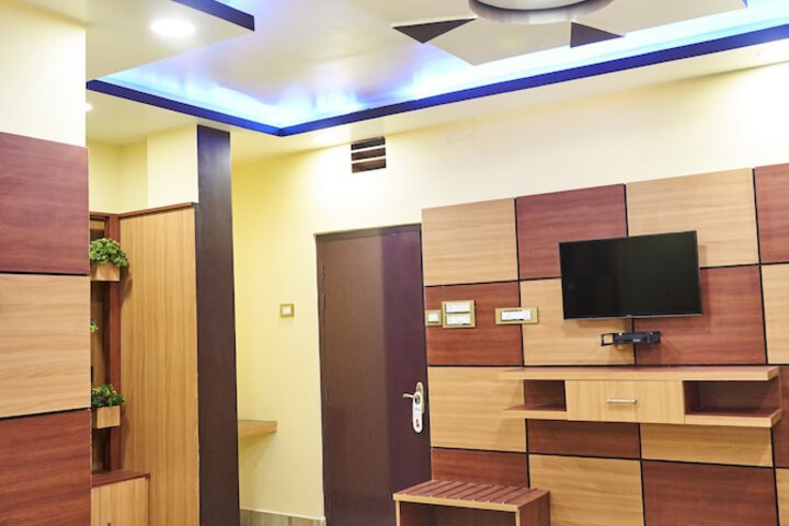 Room 8 of 45