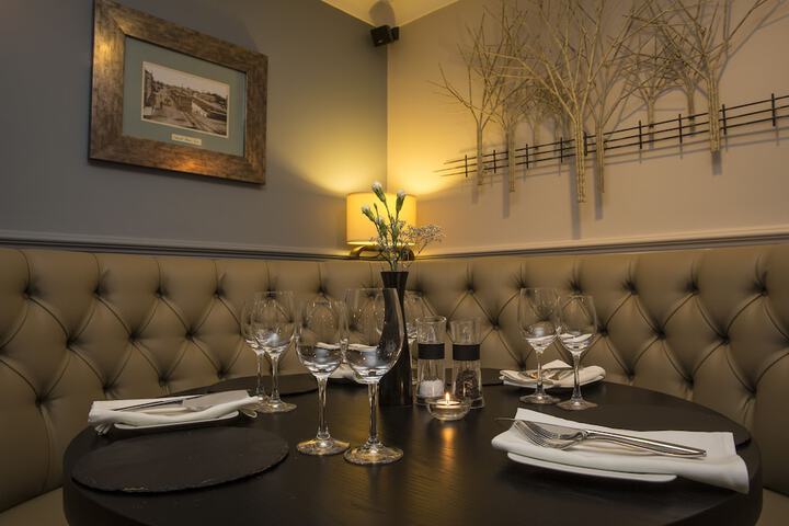 Dining 30 of 72