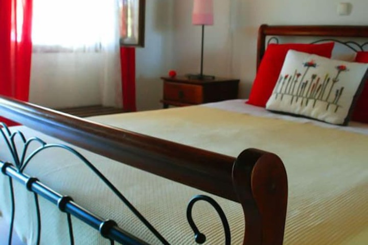 Room 13 of 37