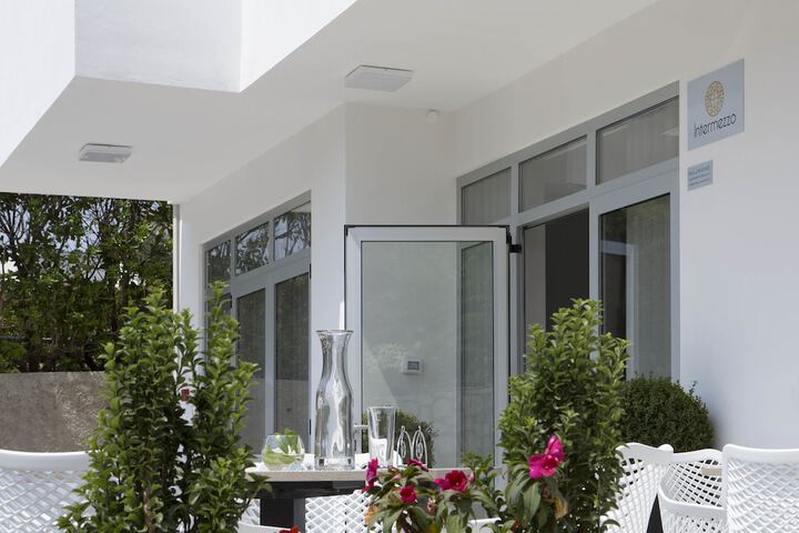 Terrace/Patio 64 of 66
