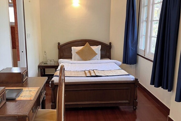 Room 54 of 174