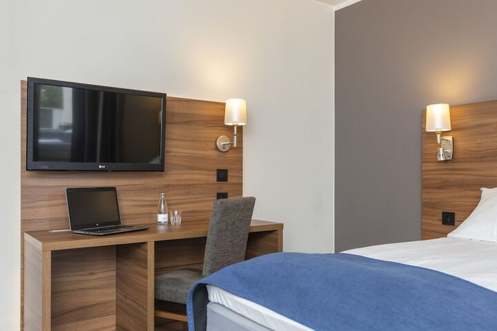 Room 14 of 61