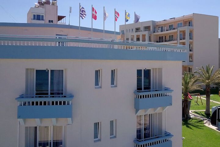 Hotel 68 of 78