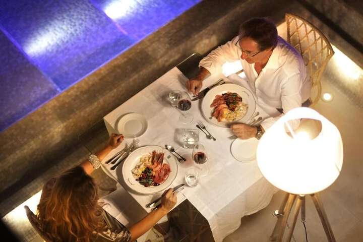Dining 80 of 91