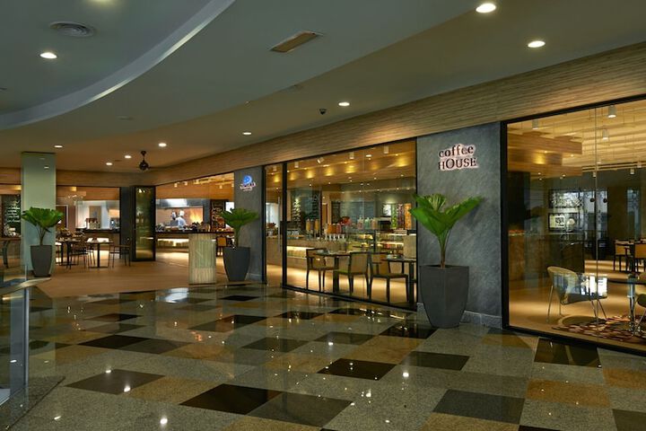 Dining Photos