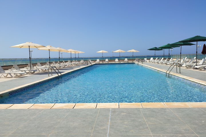 Pool 27 of 41