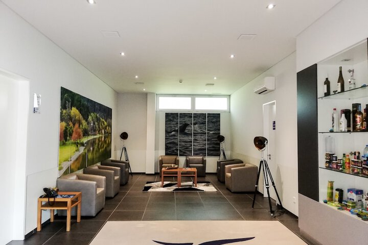 Guest Lobby