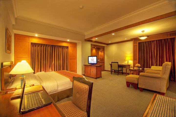 Room 8 of 58