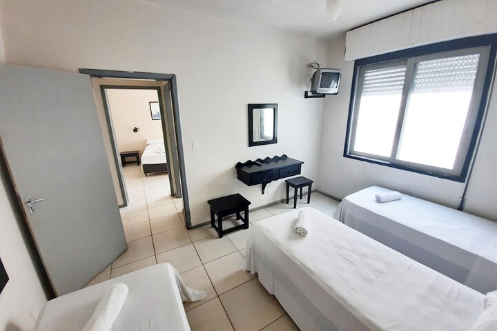 Room 22 of 40