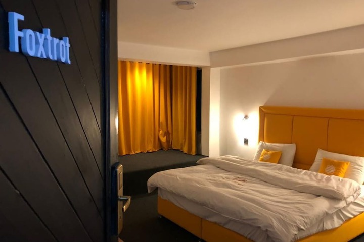Room 17 of 25