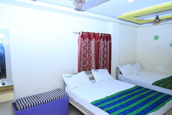 Room 3 of 14