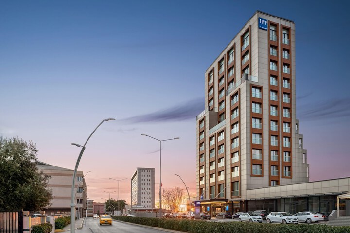 Hotel 69 of 69