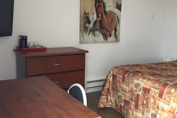 Room 6 of 36