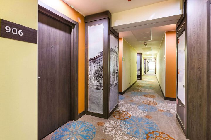 Hotel Lobby