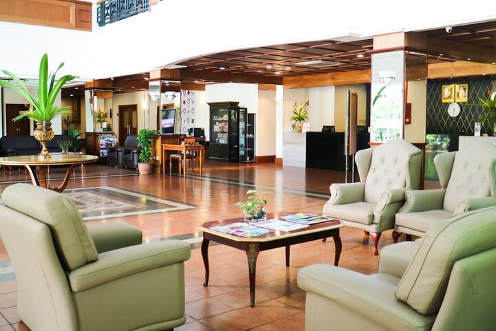 Hotel Interior 4 of 79