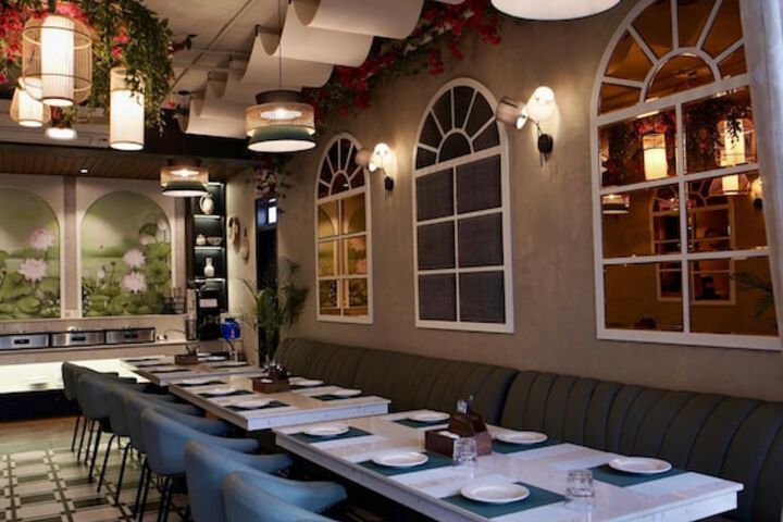 Dining 56 of 70