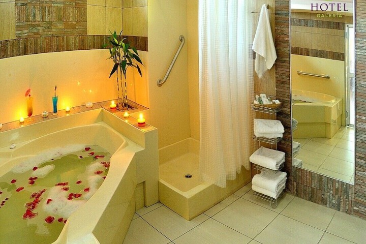 Clean Restrooms