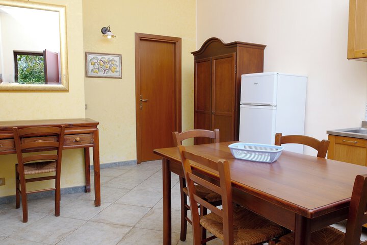 Room 25 of 62