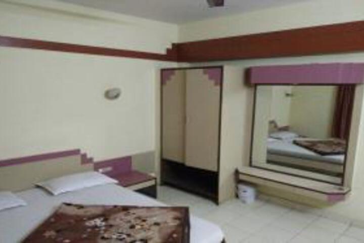 Hotel Vishva Shanti