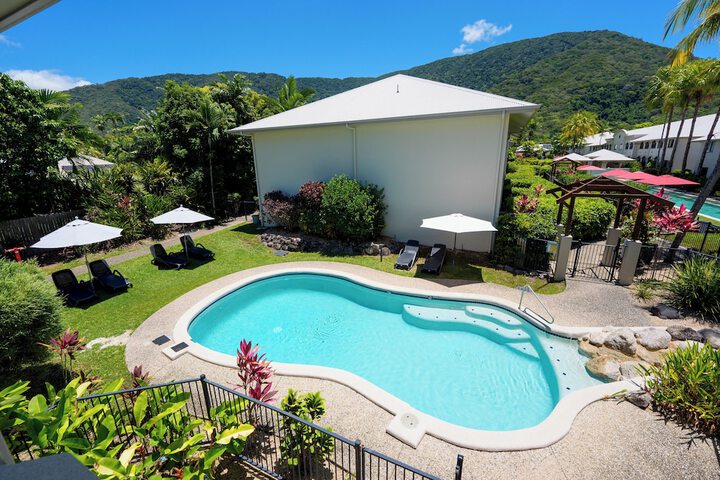 Pool 55 of 70