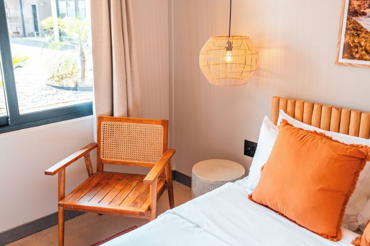 Room 14 of 64
