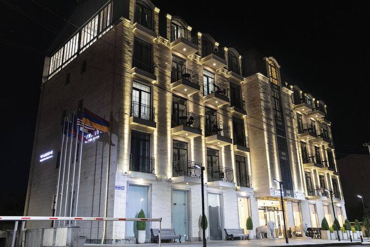 Hotel 208 of 209