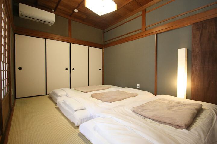 Room 41 of 107