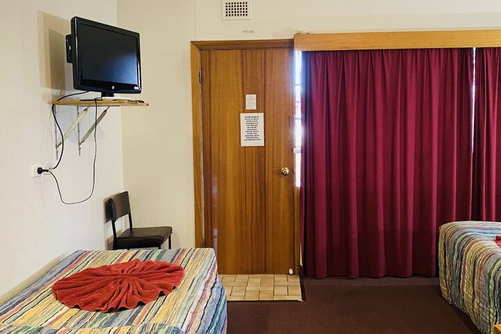 Room 9 of 31