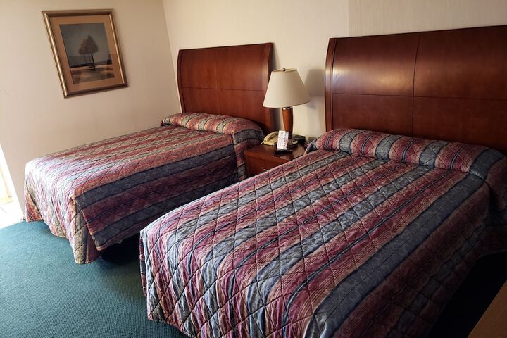 Room 9 of 37