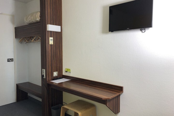Room 18 of 67