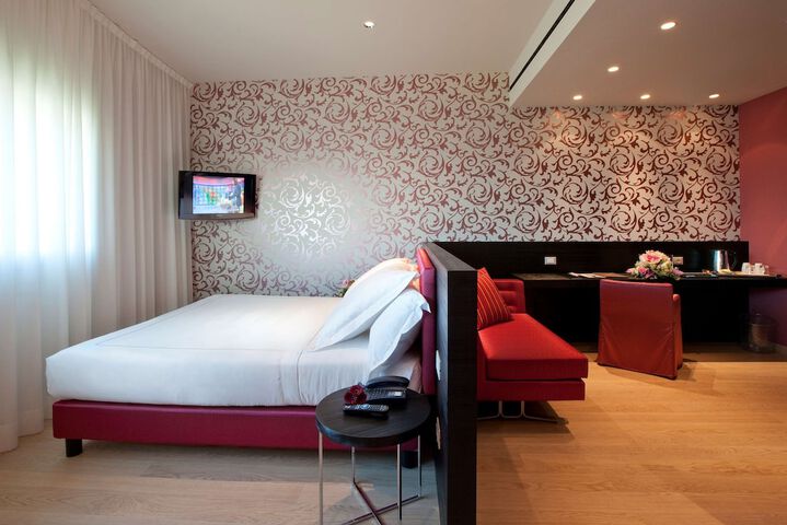 Room 26 of 139