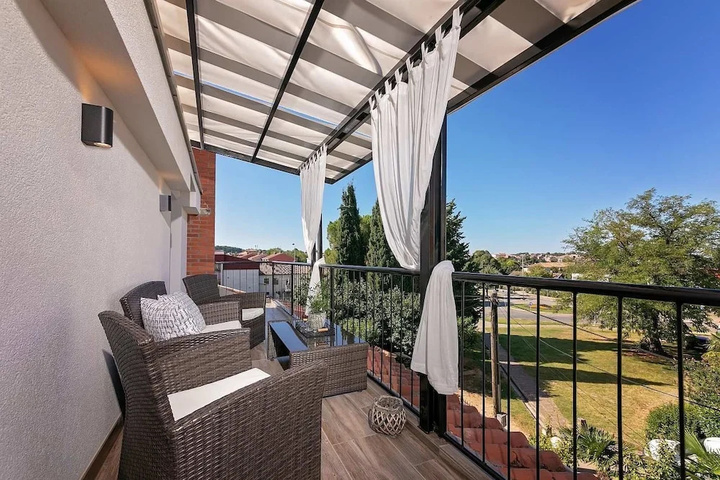 Terrace/Patio 8 of 22